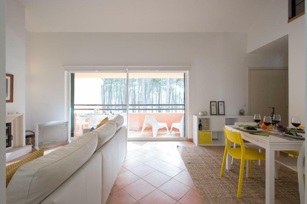 Exciting Apartment Charneca (Setubal)